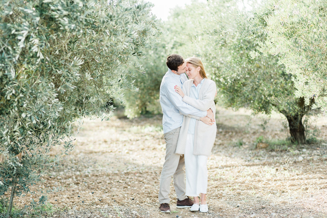 Fine Art wedding photographer photography Catalunya Spain Spanje Fotografo Espanha Catalonie Costa Brava fotografia l'Estartit Torroella de Montgri bruiloft bruidsfotograaf fotograaf strand olijfbomen olive trees olijfgaard boomgaard fotoshoot loveshoot engagement shoot esession engaged verloofd trouwen in Spanje op het strand zonsondergang beach wedding shoot photo shoot na praia Nederlandse fotograaf in Spanje