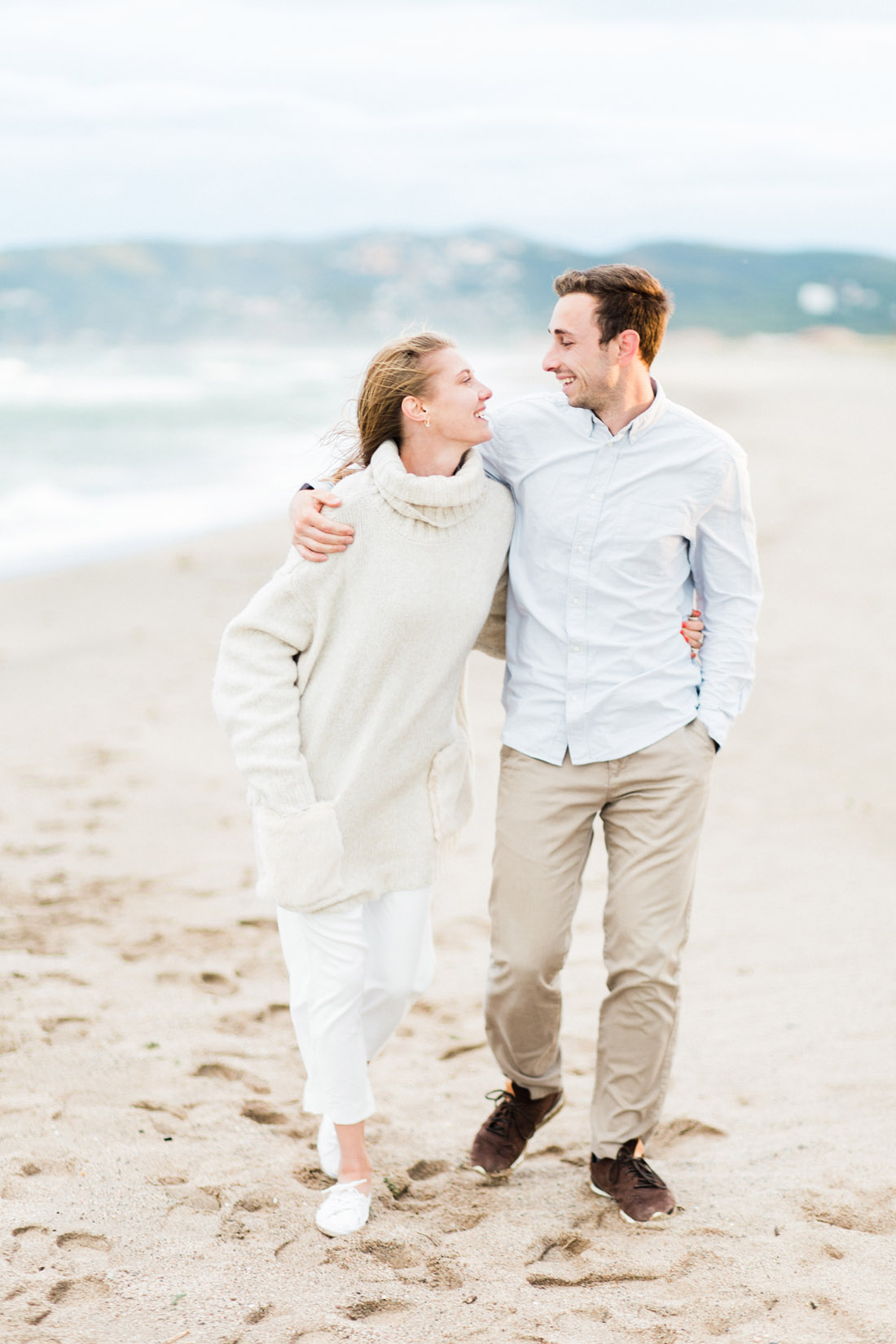 Fine Art wedding photographer photography Catalunya Spain Spanje Fotografo Espanha Catalonie Costa Brava fotografia l'Estartit Torroella de Montgri bruiloft bruidsfotograaf fotograaf strand olijfbomen olive trees olijfgaard boomgaard fotoshoot loveshoot engagement shoot esession engaged verloofd trouwen in Spanje op het strand zonsondergang beach wedding shoot photo shoot na praia Nederlandse fotograaf in Spanje