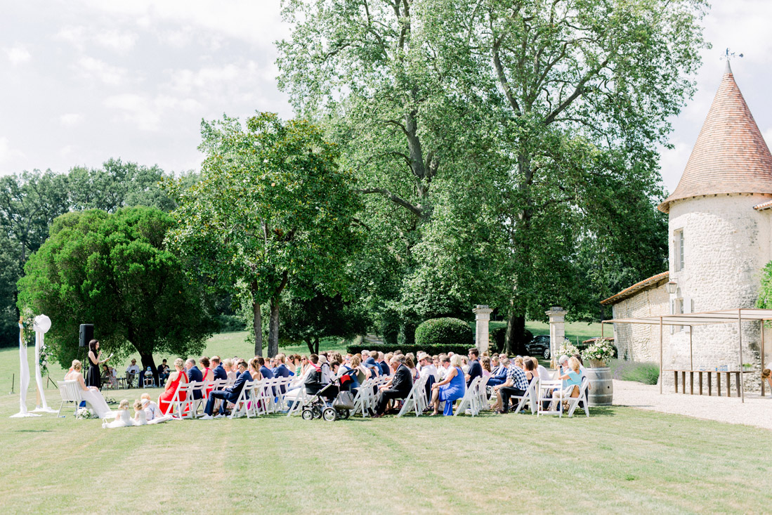 Fine art fotograaf photographer Milou van Ham Fotografie bruidsfotograaf Frankrijk Dordogne Charente France chateau de Lerse kasteel French castle wedding photography and videography videograaf photographe team lichte stijl romantisch zonsondergang styling weddingplanner België huwelijk huwelijksfotograaf trouwen in het buitenland destination wedding mariage Perignac Angouleme romantic chic pool lavender getting married shoot photoshoot poolparty zwembad pool groom bride dress§Fine art fotograaf photographer Milou van Ham Fotografie bruidsfotograaf Frankrijk Dordogne Charente France chateau de Lerse kasteel French castle wedding photography and videography videograaf photographe team lichte stijl romantisch zonsondergang styling weddingplanner België huwelijk huwelijksfotograaf trouwen in het buitenland destination wedding mariage Perignac Angouleme romantic chic pool lavender getting married shoot photoshoot poolparty zwembad pool ceremony setting