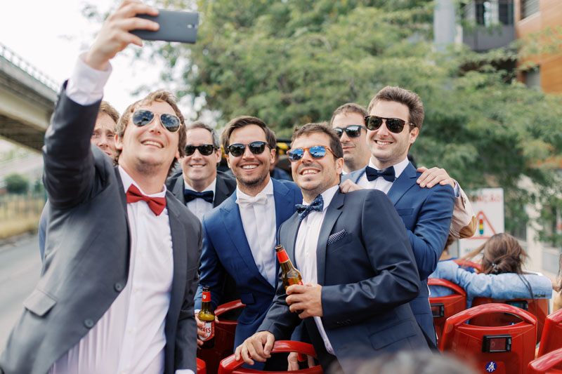 Wedding Forte da Cruz Lisbon Portugal destination wedding photographer for casamento Lisboa American couple getting married in Europe with Dutch light and airy photographer who speaks English and Portuguese