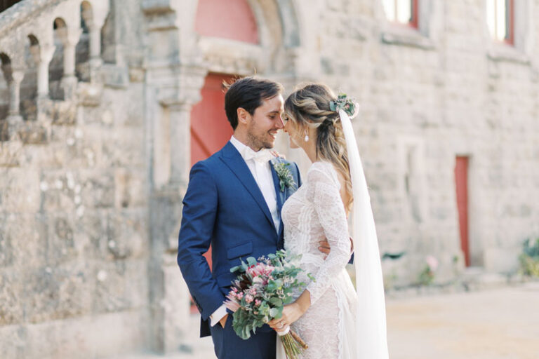 Wedding Forte da Cruz Lisbon Estoril Portugal destination wedding photographer for casamento Lisboa American couple getting married in Europe with Dutch light and airy photographer who speaks English and Portuguese